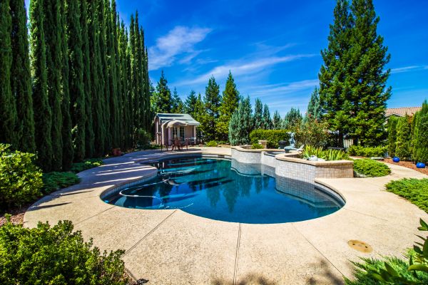 Cost of Pool Pavement Repair in Yakima