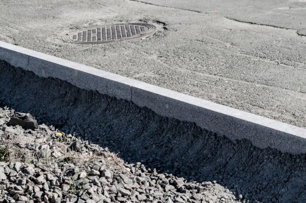 Cost of Sidewalk Curbing Repair in Yakima
